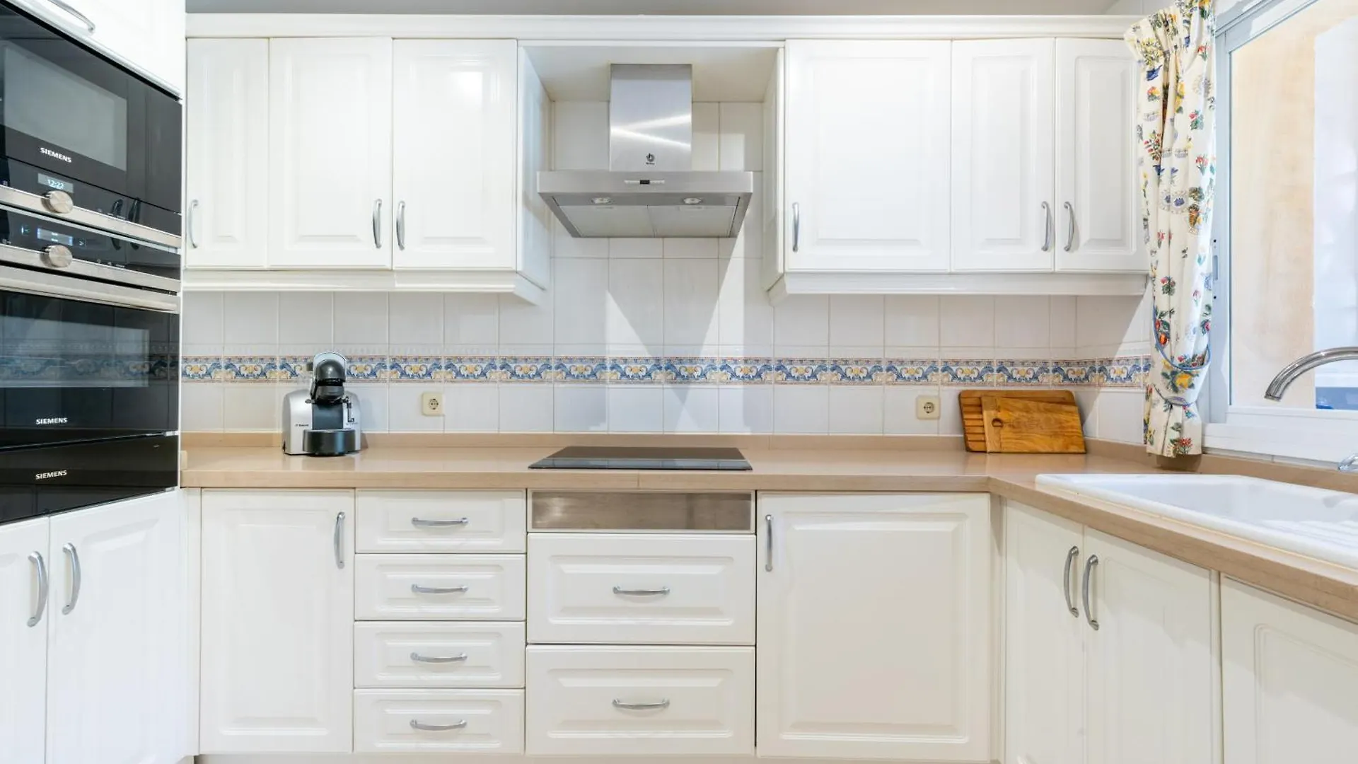 Hacienda Elviria Garden, Marbella Apartment