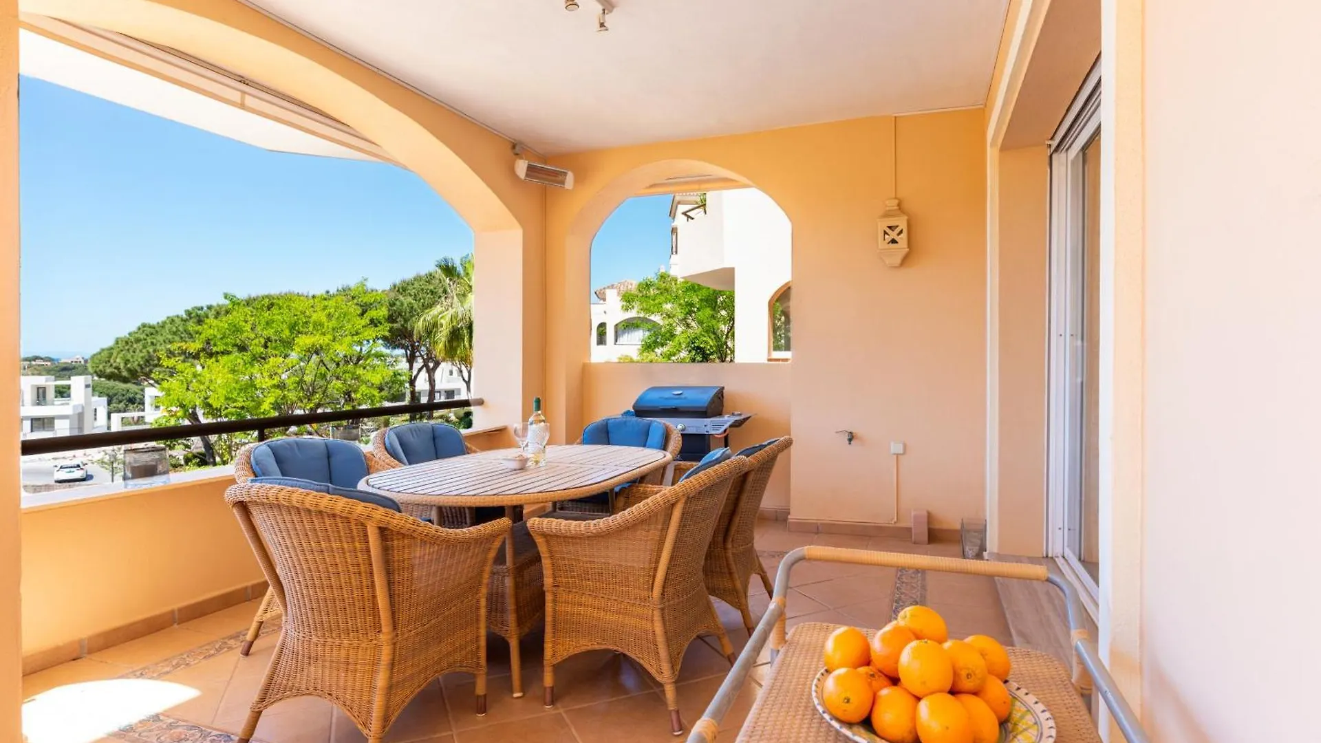Hacienda Elviria Garden, Marbella Apartment