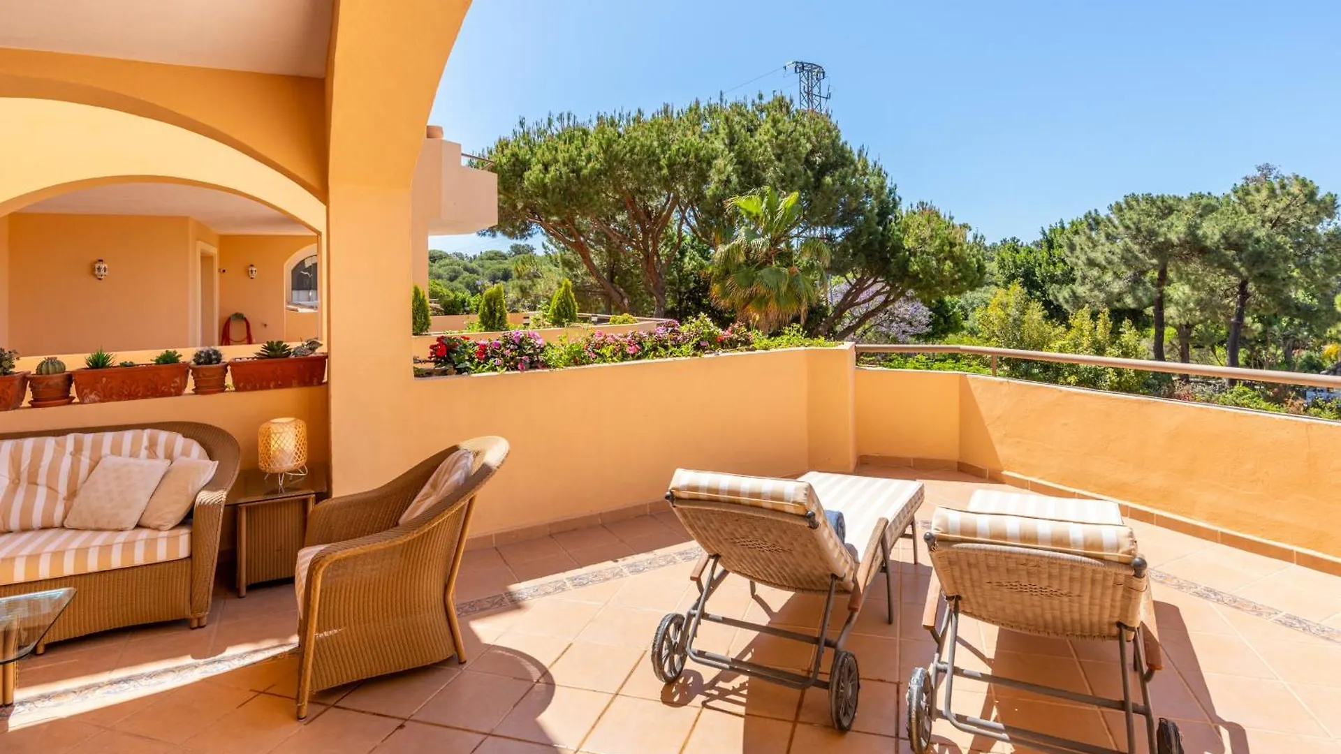Hacienda Elviria Garden, Marbella Apartment Spain