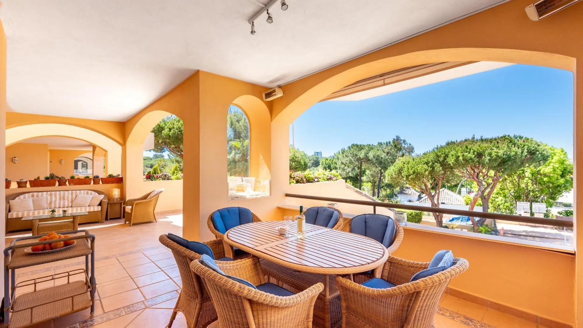 Hacienda Elviria Garden, Marbella Apartment